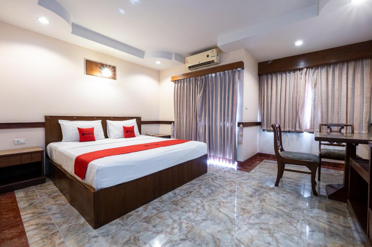 Reddoorz Navin Mansion 3 Pattaya Hotel ภายนอก รูปภาพ