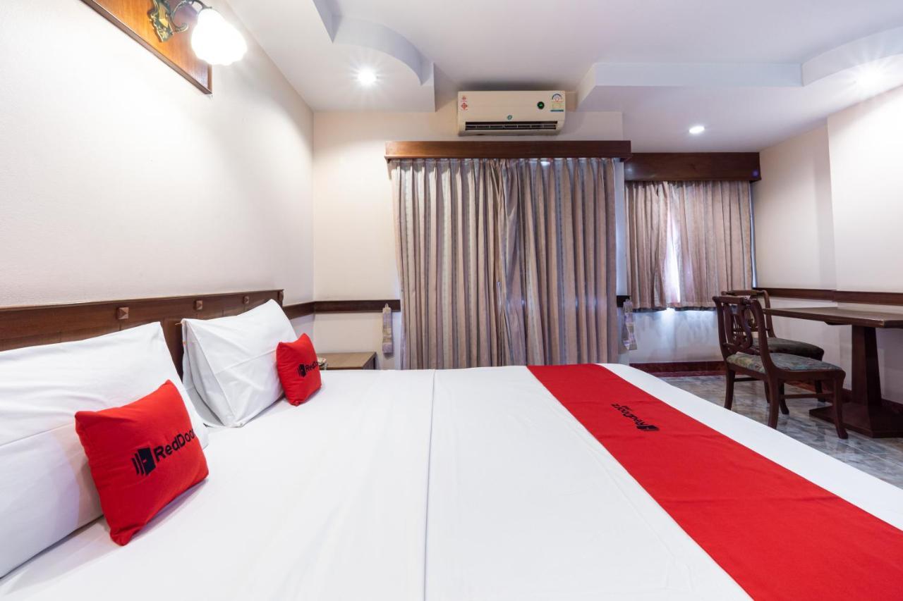 Reddoorz Navin Mansion 3 Pattaya Hotel ภายนอก รูปภาพ