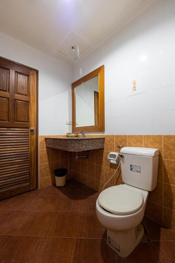 Reddoorz Navin Mansion 3 Pattaya Hotel ภายนอก รูปภาพ