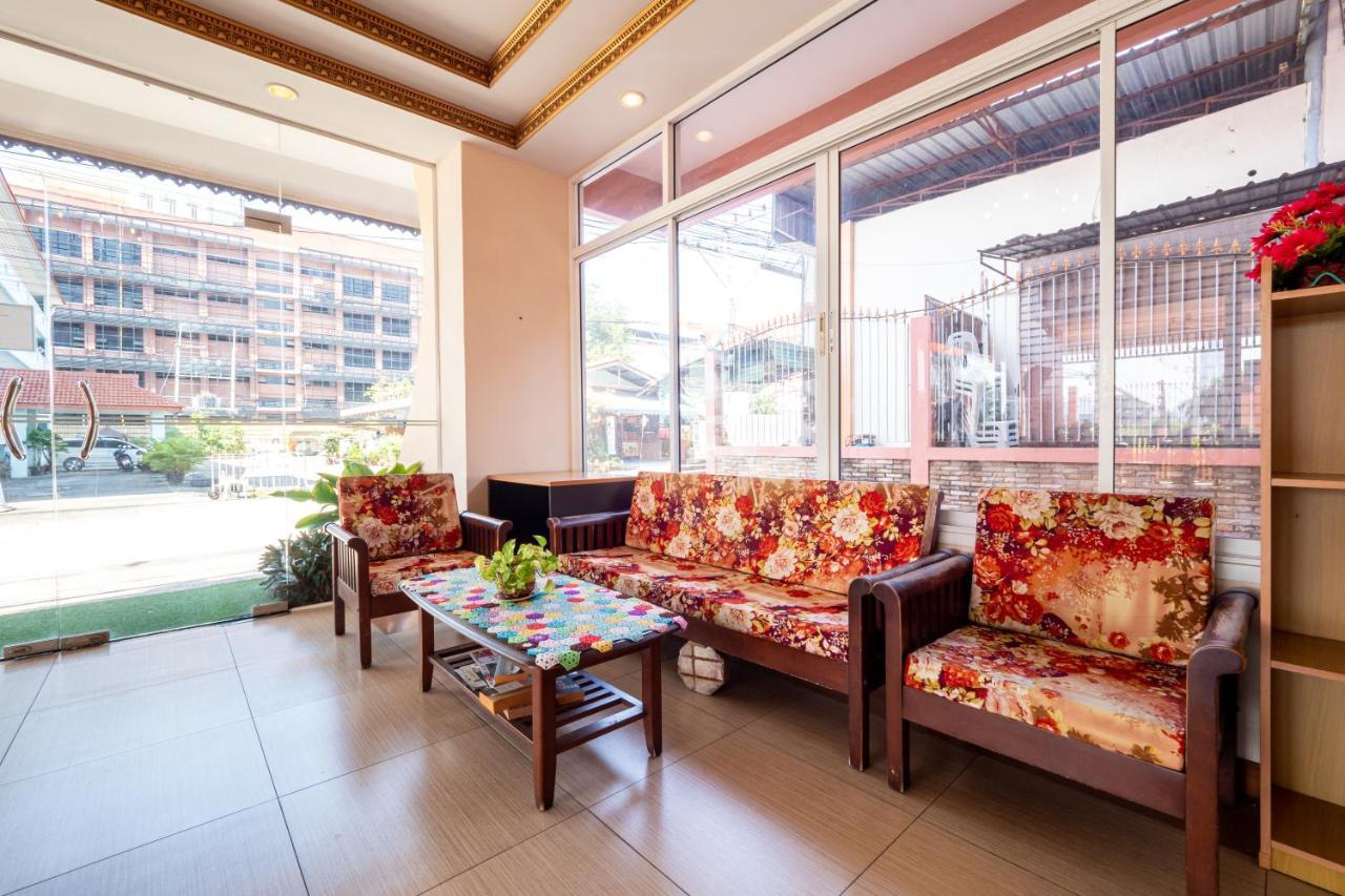 Reddoorz Navin Mansion 3 Pattaya Hotel ภายนอก รูปภาพ